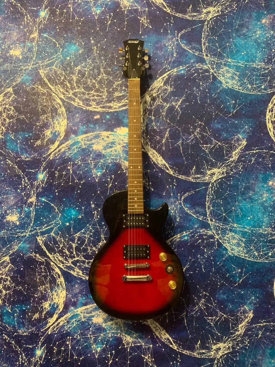 Продам электро гитару - Барахолка в Тюмень