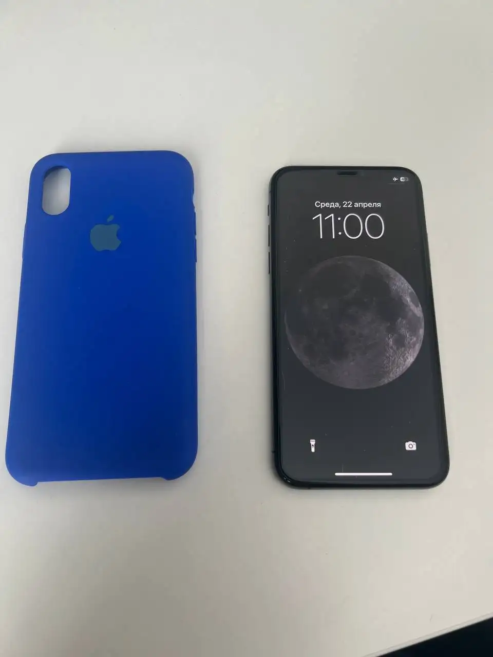 iPhone XS в хорошем состоянии с аксессуарами - Смартфоны (Электроника) в Тюмень