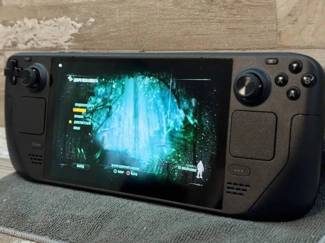 Steam Deck 512 GB OLED в отличном состоянии - Мобильные телефоны в Тюмень
