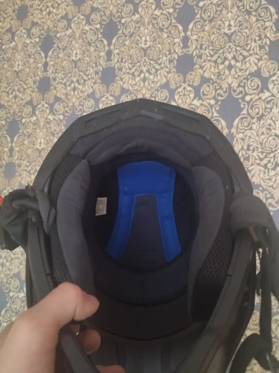 Продам шлем Ataki - Хобби и отдых в Тюмень