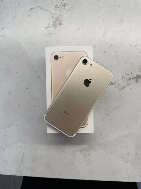 Продам iPhone 7 32GB - Инструмент в Тюмень