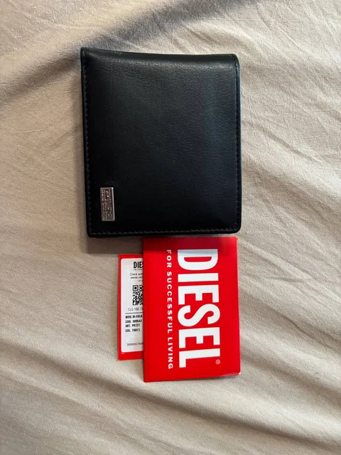 Кошелек Diesel оригинальный новый - Электронные сигареты и вейпы в Тюмень