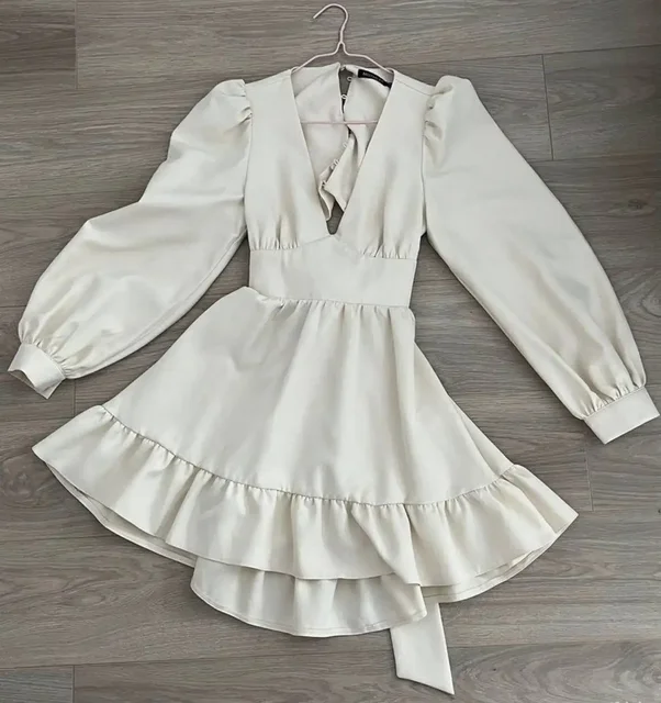Платье женское 44-46 - Свадебные платья в Тюмень