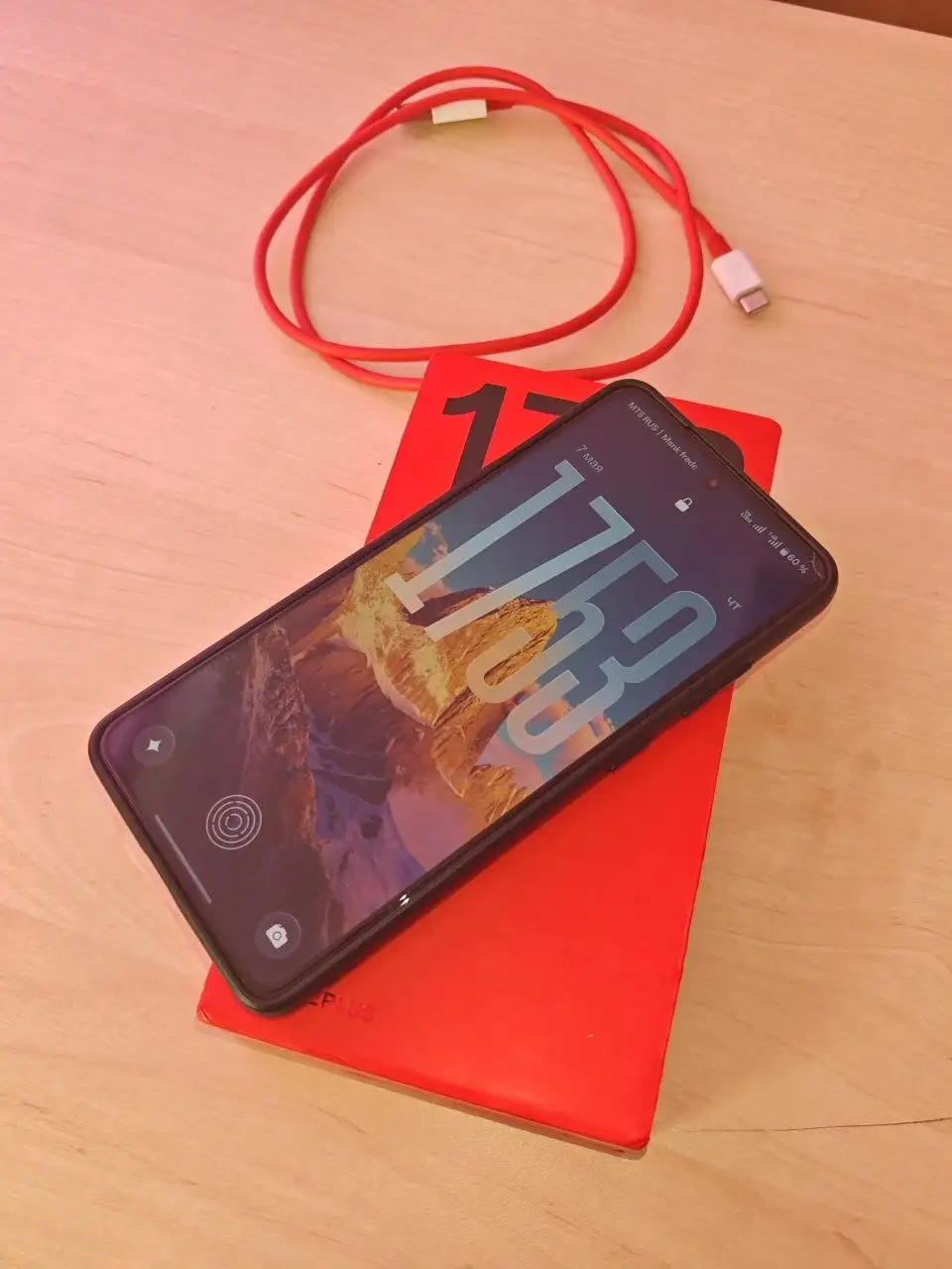Продам OnePlus 13R 12/256 - Мобильные телефоны (Электроника) в Тюмень
