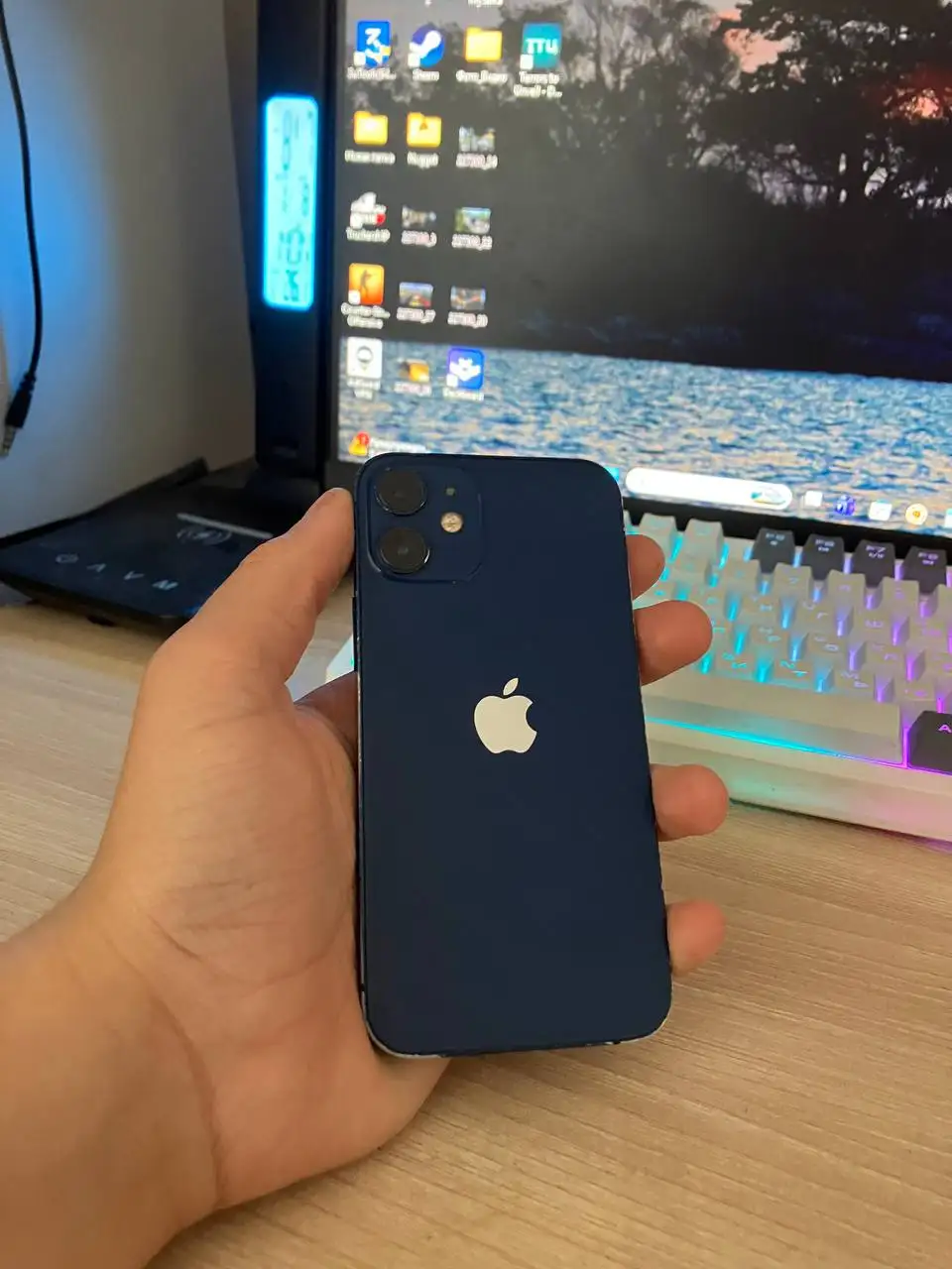 iPhone 12 mini 64 GB - Мобильные телефоны и аксессуары (Электроника) в Тюмень
