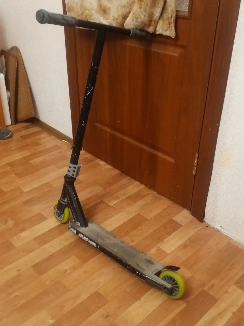 Продам трюковой самокат - Спорт и фитнес (Хобби и отдых) в Тюмень
