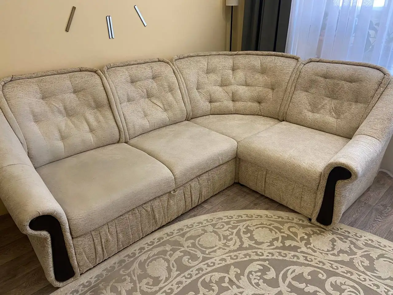 Продам диван угловой раскладной - Мебель (Для дома и дачи) в Тюмень