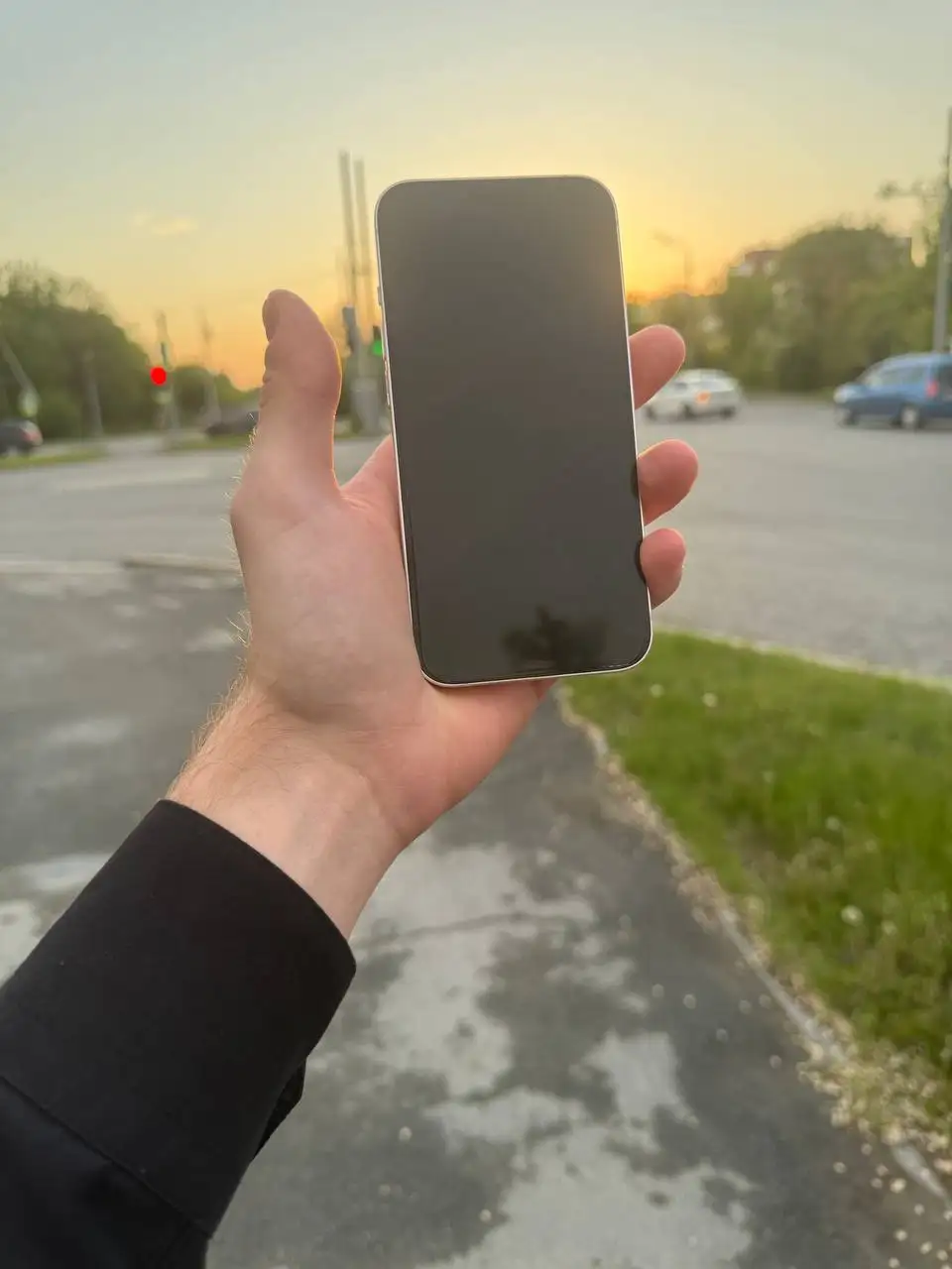 iPhone 13 256GB розовый - Смартфоны (Электроника) в Тюмень