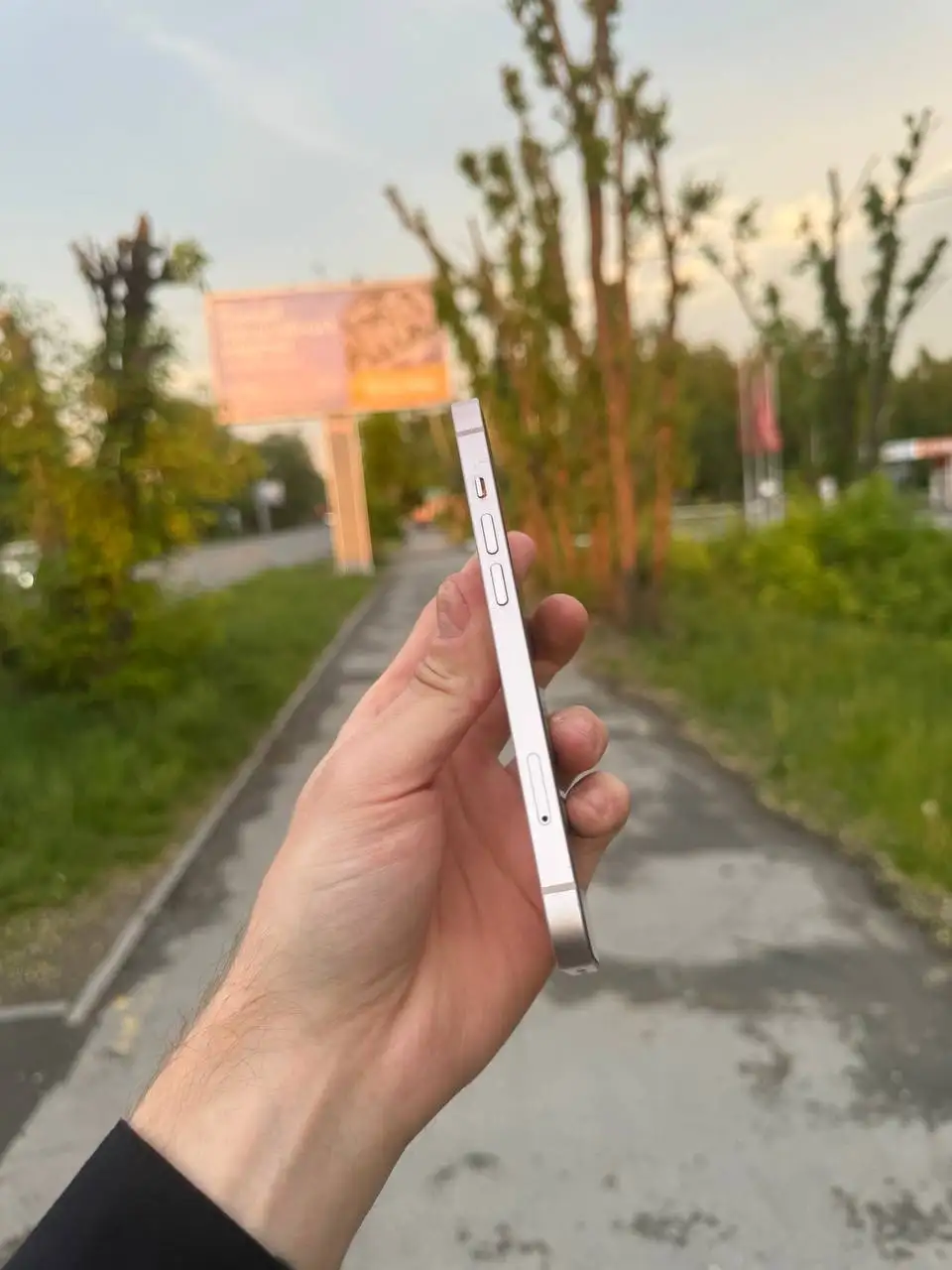 iPhone 13 256GB розовый - Смартфоны (Электроника) в Тюмень