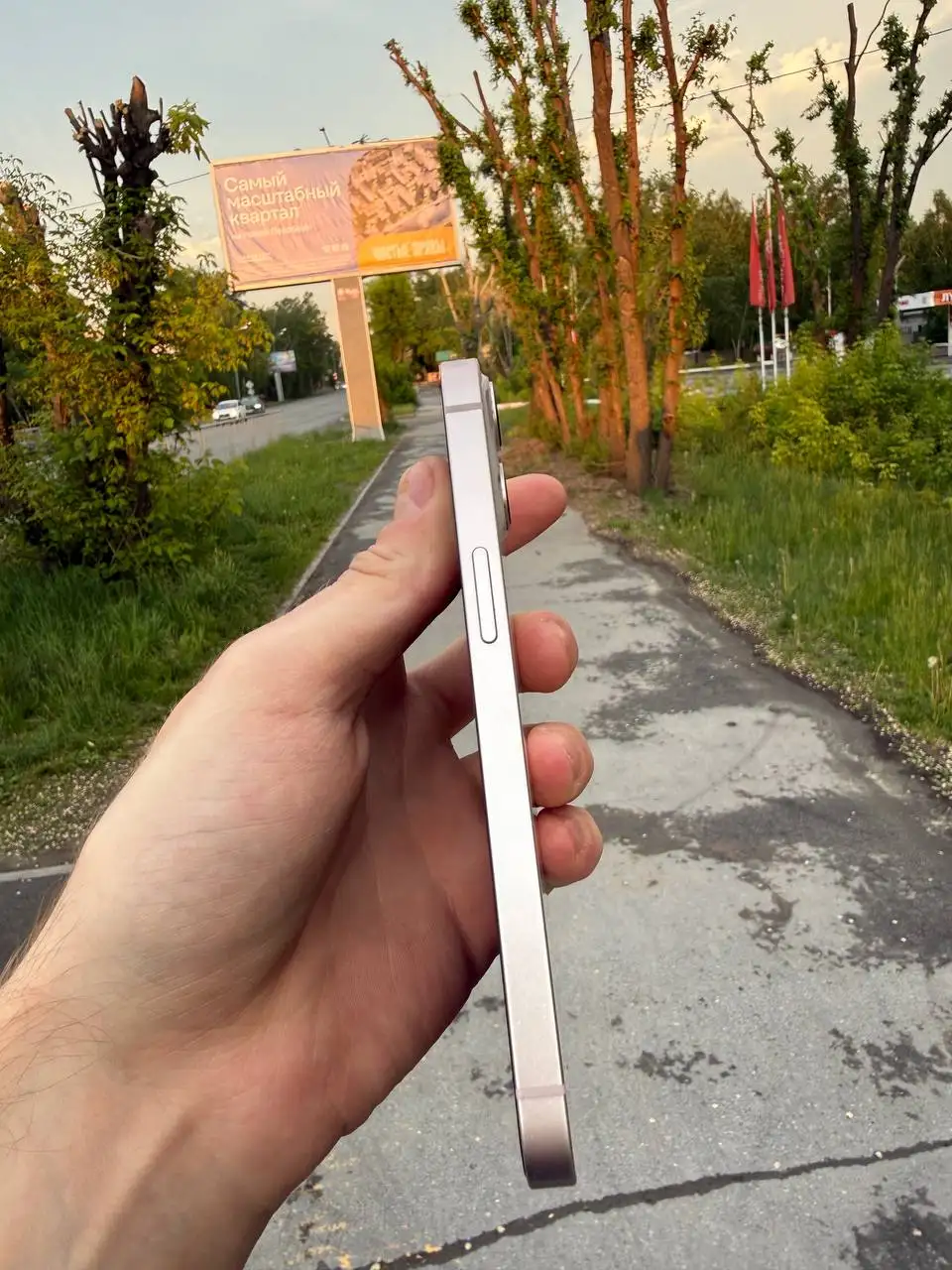 iPhone 13 256GB розовый - Смартфоны (Электроника) в Тюмень