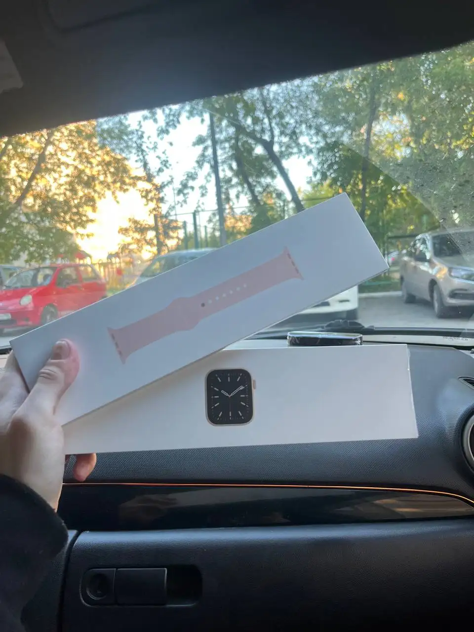 Apple Watch Series 6 - Носимые устройства (Электроника) в Тюмень