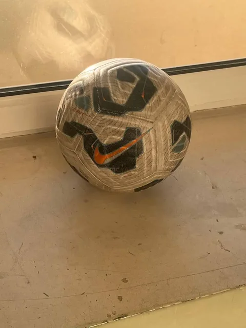 Мяч Nike б/у - Вейпы и кальяны в Тюмень