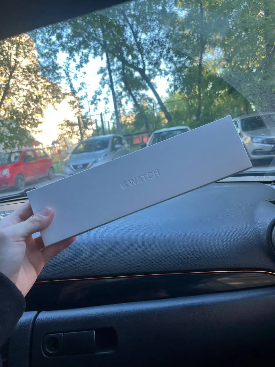 iPhone 13 Pro 128GB и Apple Watch Series 6 40mm 32GB - Электроника в Тюмень