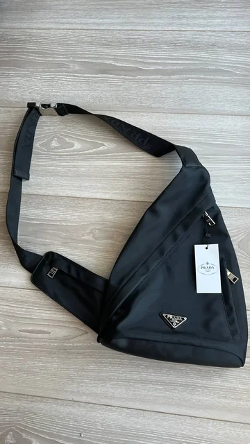 Продам реплику Prada Nylon - Верхняя одежда в Тюмень