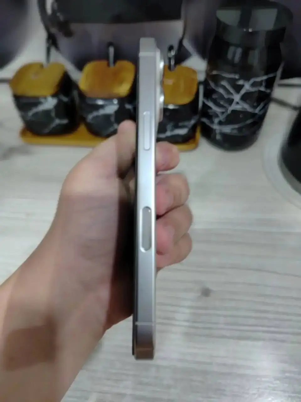 iPhone 16 Pro 128GB белый - Электроника в Тюмень