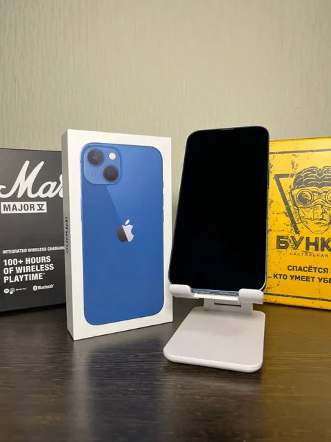 Продам iPhone 13 256Gb Blue - Электронные сигареты и вейпы в Тюмень