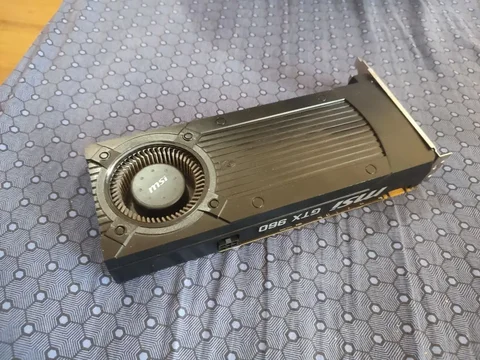 Продам видеокарту GTX 960 2GB - Электронные сигареты и вейпы в Тюмень