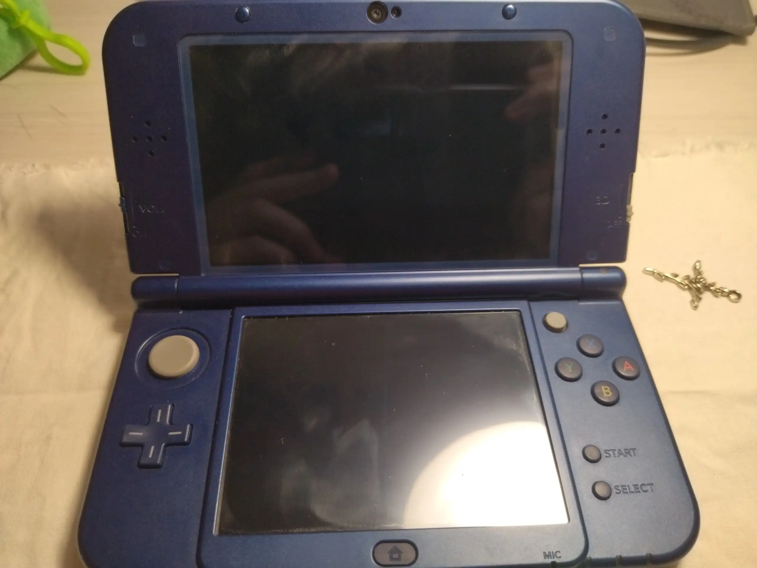 Nintendo 3DS XL как новый? - Игровые консоли (Электроника) в Тюмень