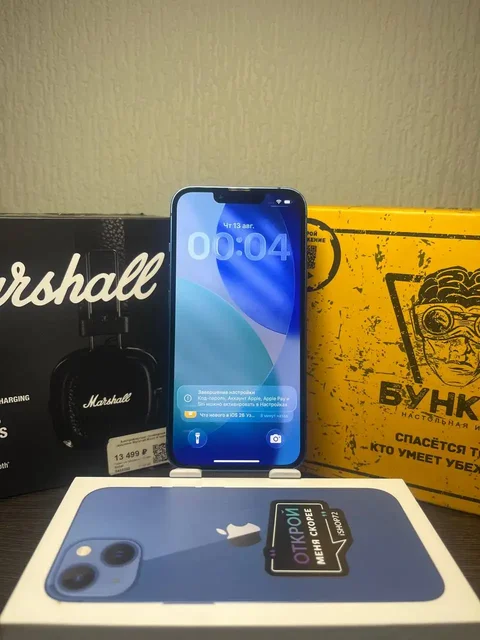 iPhone 13 128GB с царапинами на экране - Электроника в Тюмень