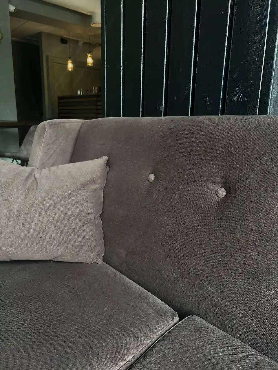 Диван в состоянии нового