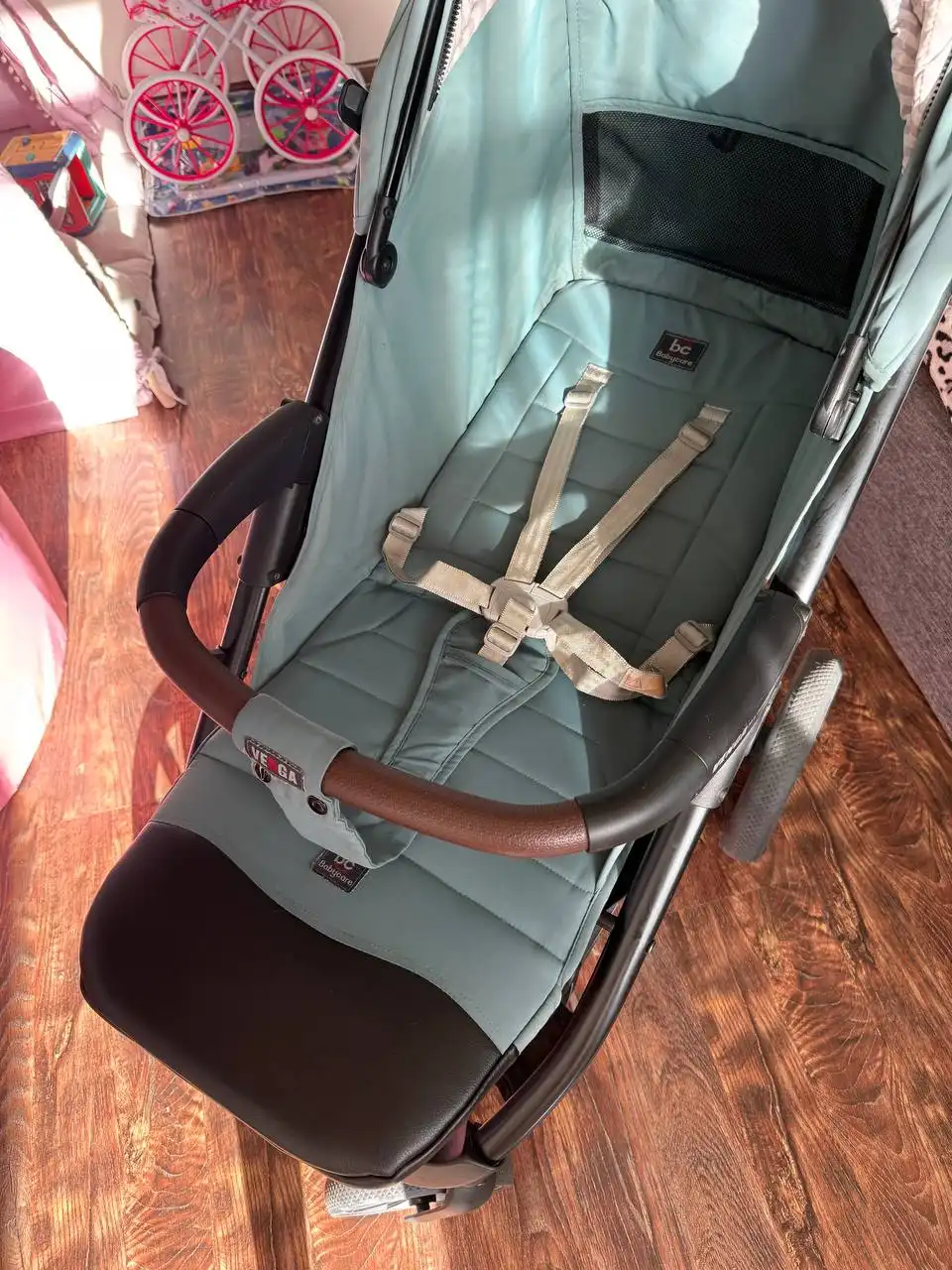 Коляска в отличном состоянии