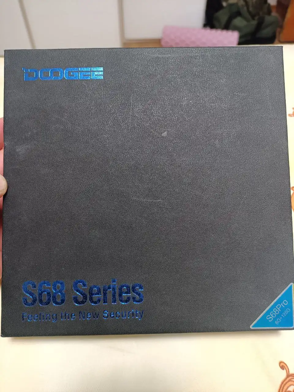 Продам отличный андроид бронированный