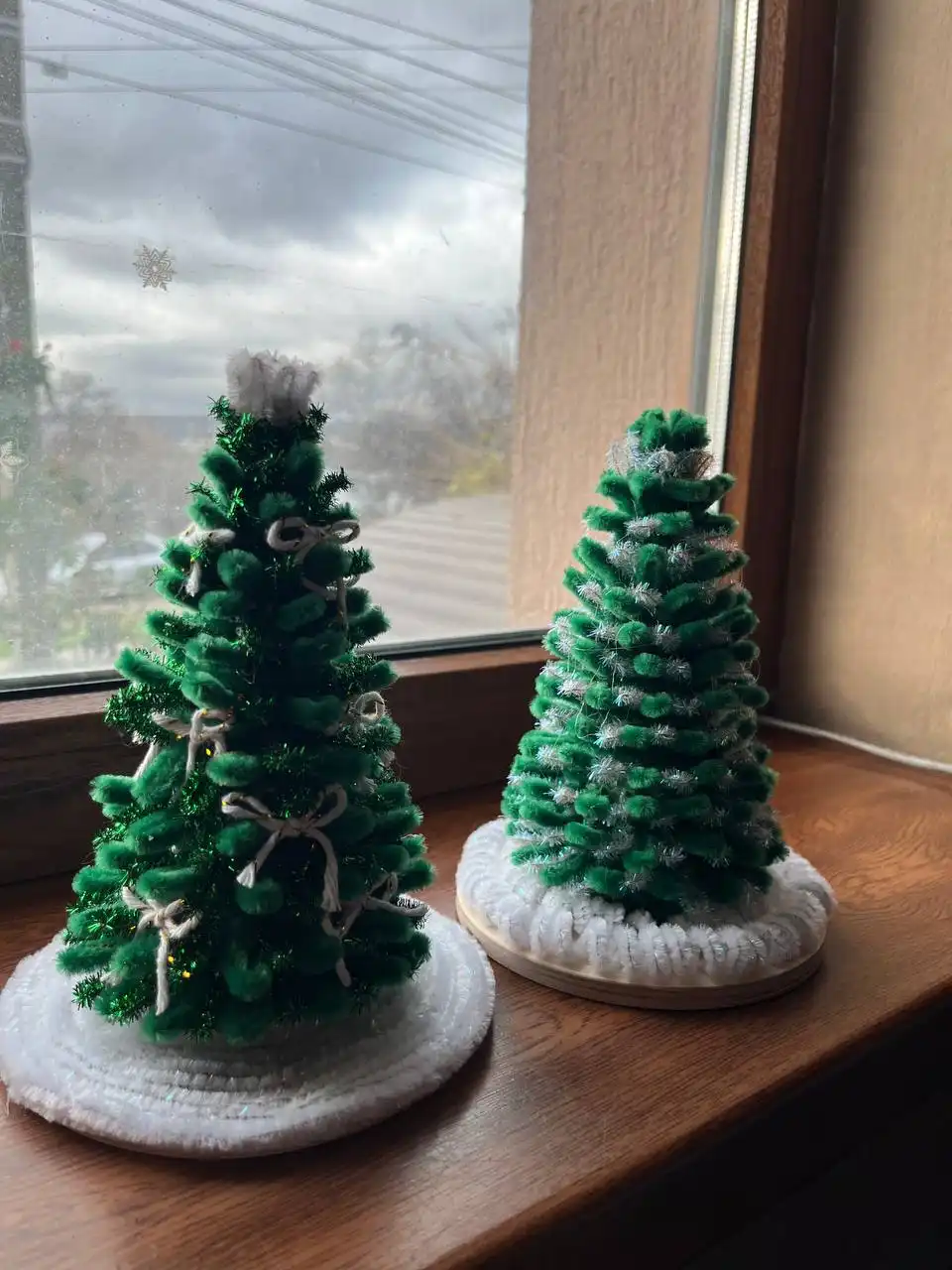 Ручная работа Елочки для украшения дома и поделок