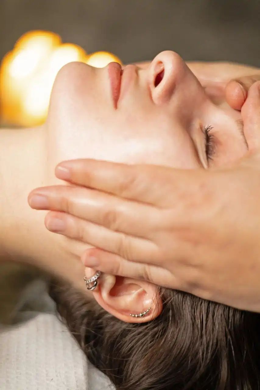 Розыгрыш сеансов массажа, маникюра и педикюра в Самаре