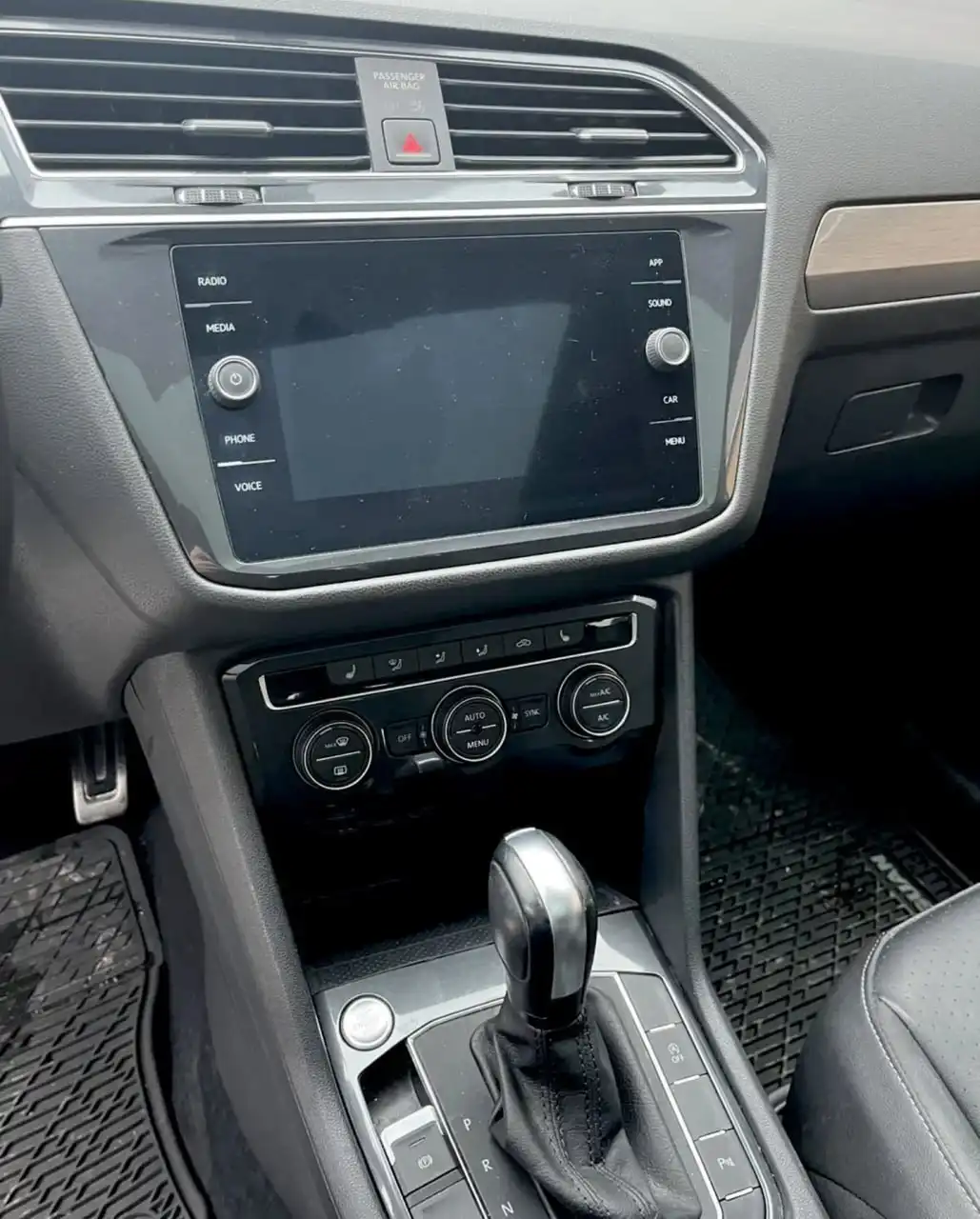 Volkswagen Tiguan 2020 года - Внедорожники и кроссоверы (Авто) в Псковская область