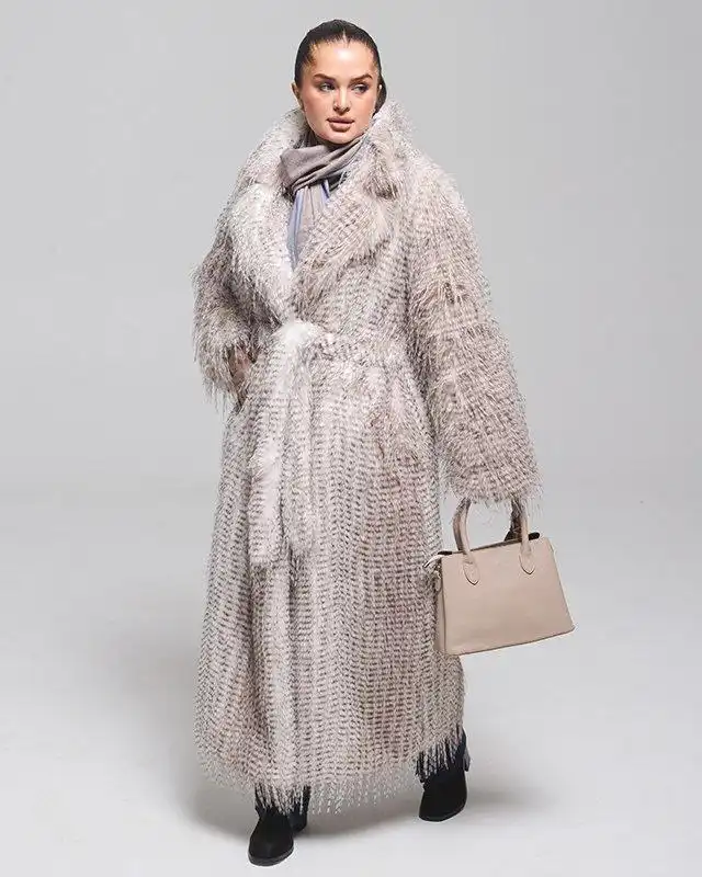 Зимние шубы и полушубки от магазина Glance в Иваново - Верхняя одежда (Одежда) в Иваново