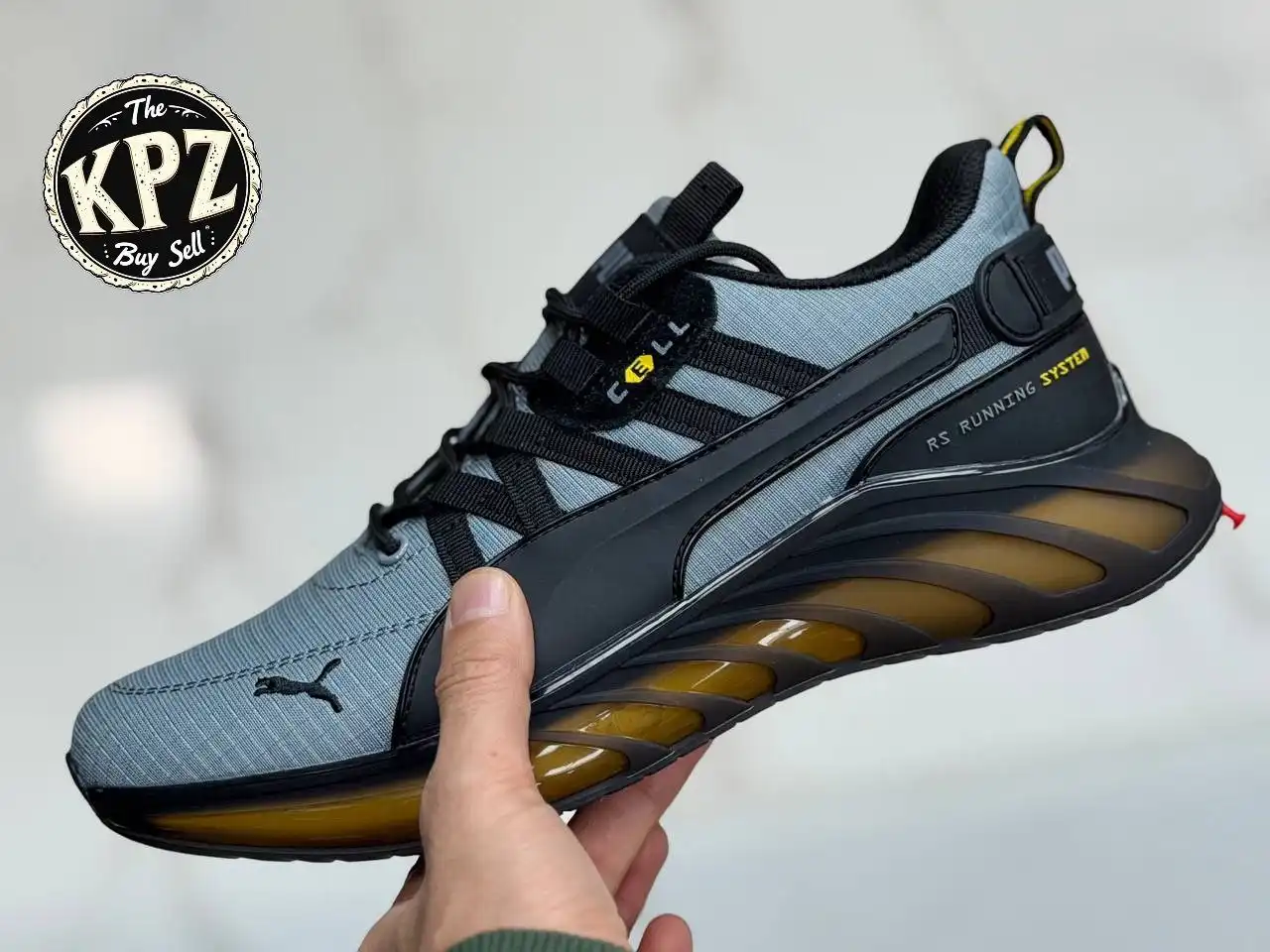 Продажа брендовой обуви - Обувь (Одежда) в Псковская область