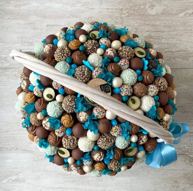 Запись на подарки к 8 марта - Туристические услуги в Псковская область