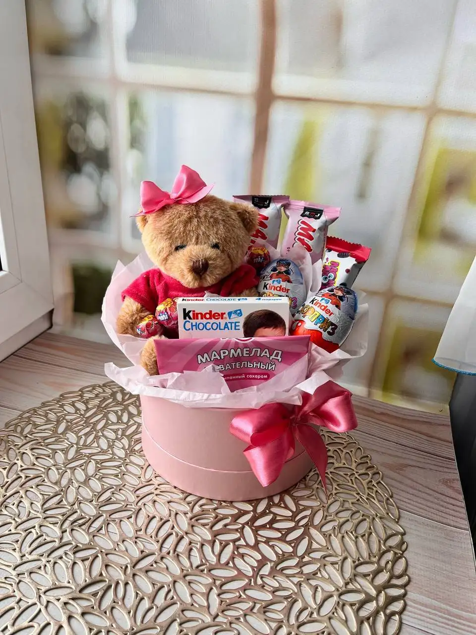 Запись на услуги к 8 марта - Услуги в Псковская область