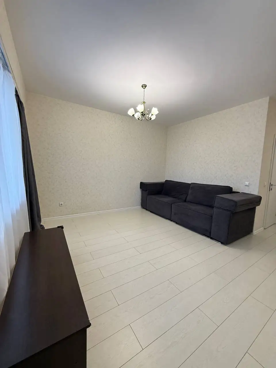 Квартира на Юрия Тена 17 - Квартиры (Недвижимость) в Псков