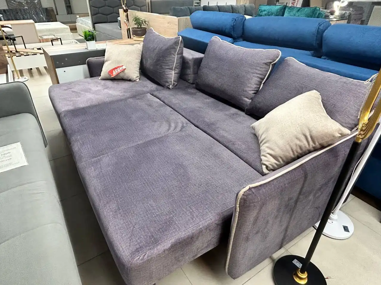 Диван 'Цезарь' с механизмом тик-так