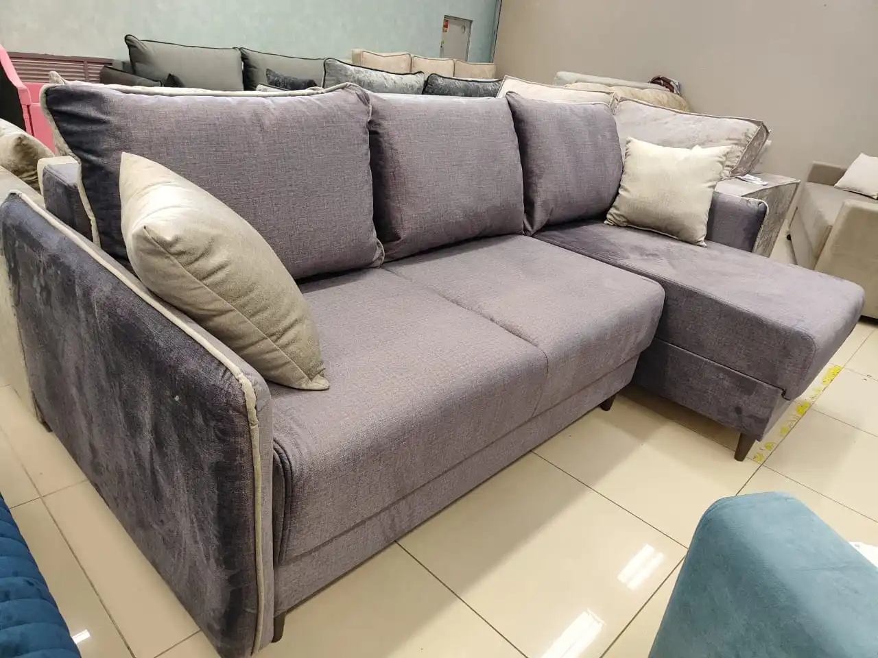 Диван 'Цезарь' с механизмом тик-так