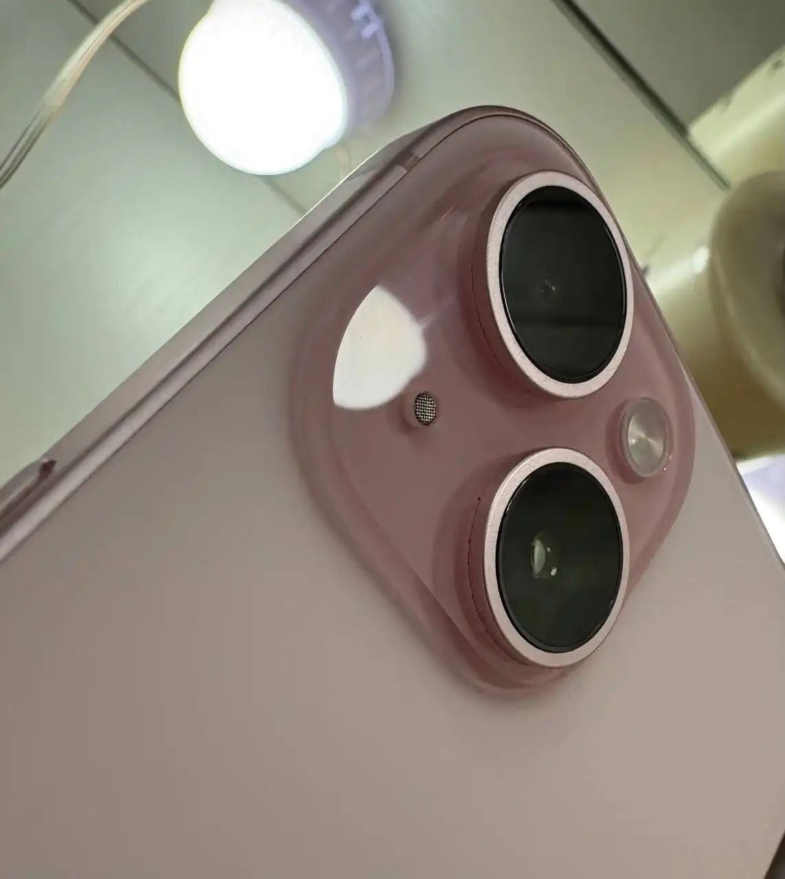 Продам айфон 15 идеальное состояние