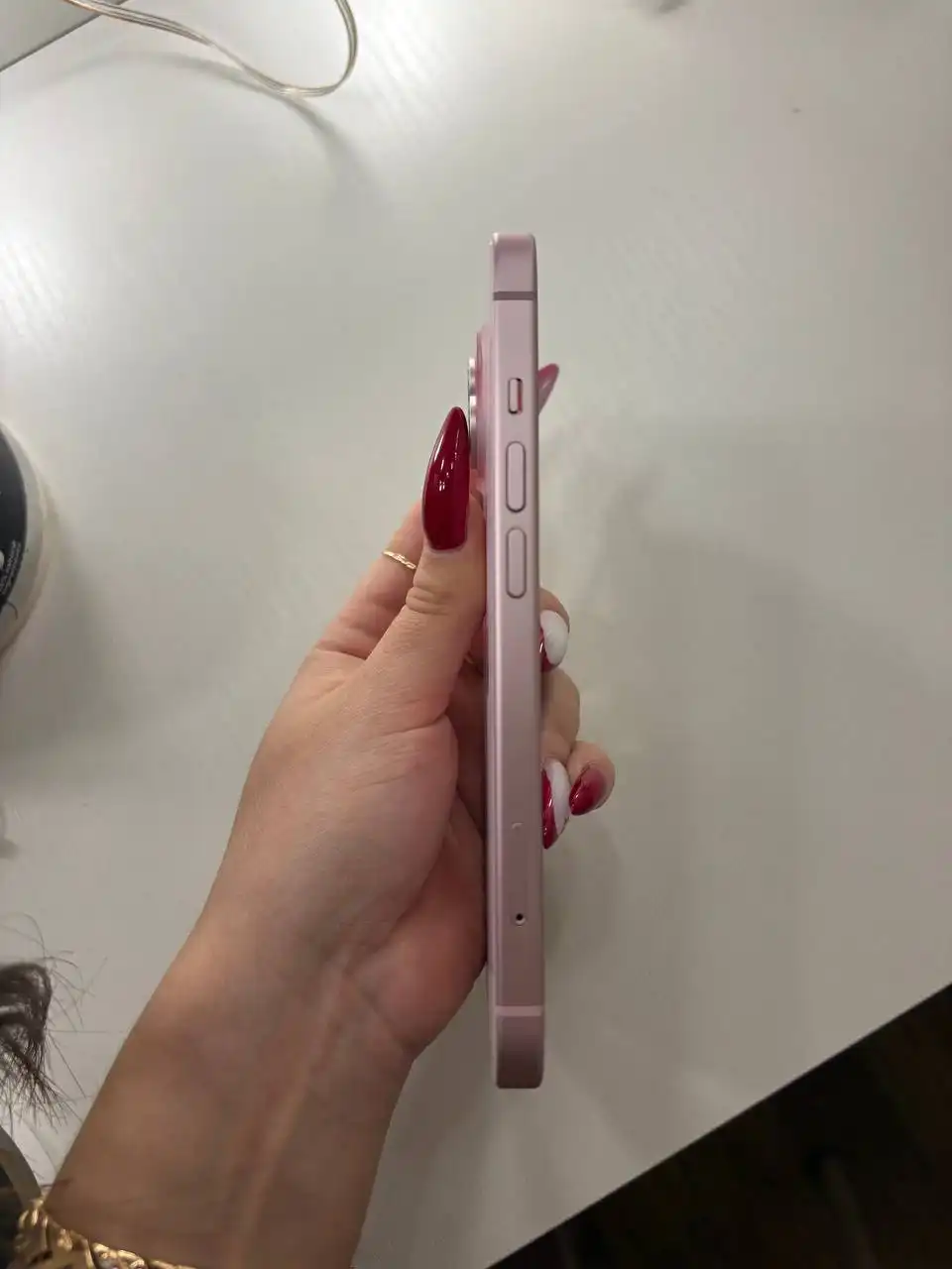 Продам айфон 15 идеальное состояние