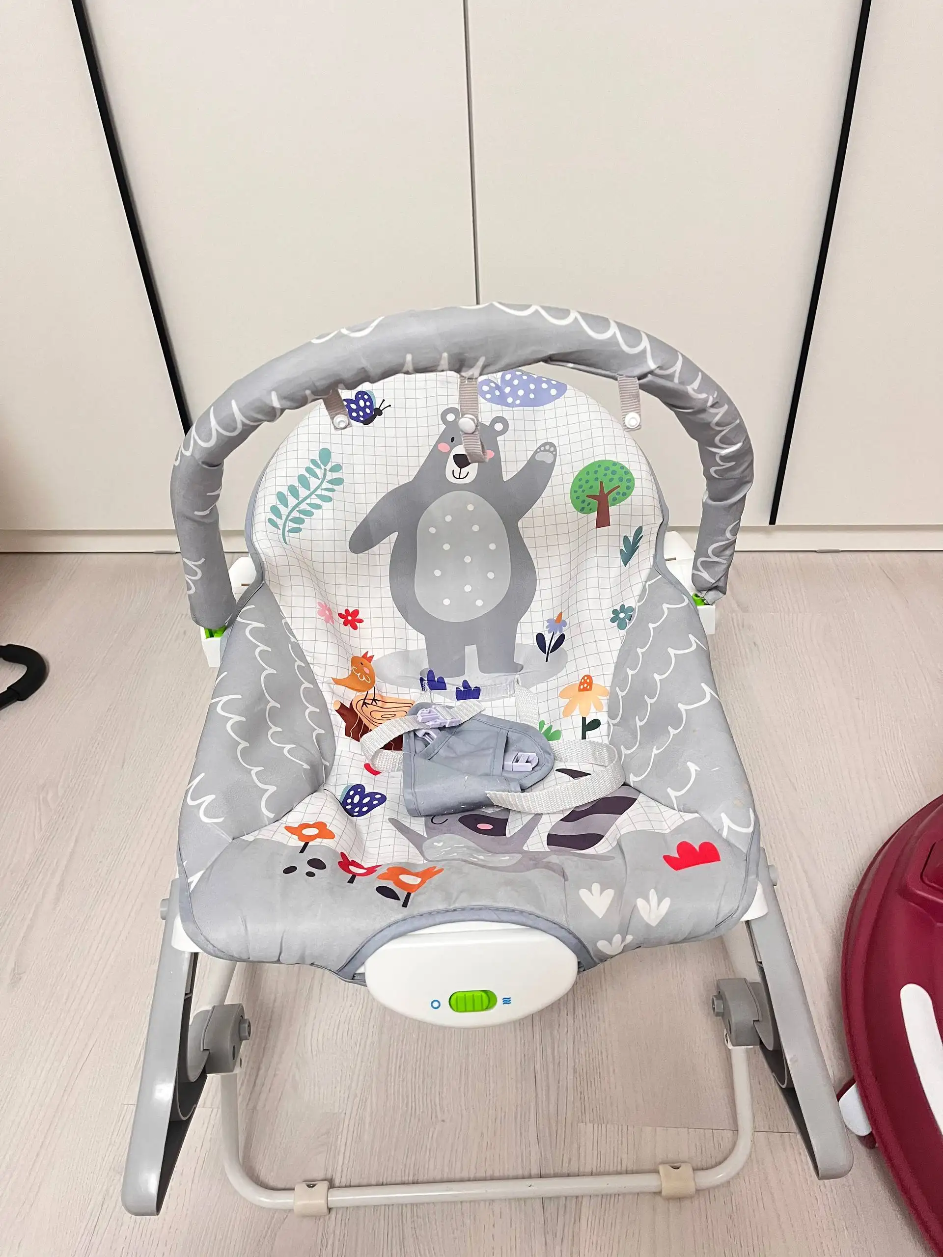 Продам шезлонг в хорошем состоянии - Барахолка в Тюмень