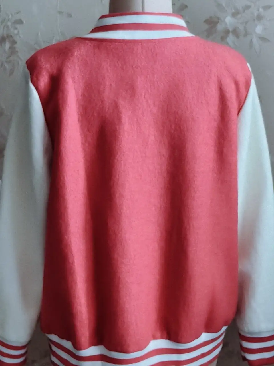 Нарядное платье и новый теплый кардиган - Женская одежда (Одежда) в Тюмень