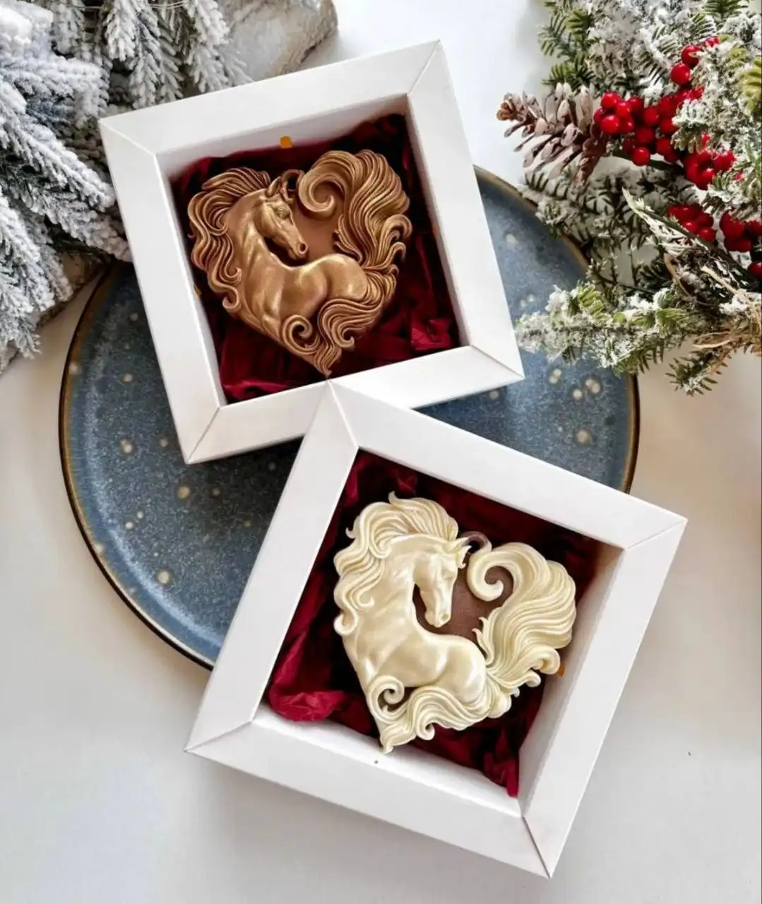 Новогодние шоколадные наборы ручной работы