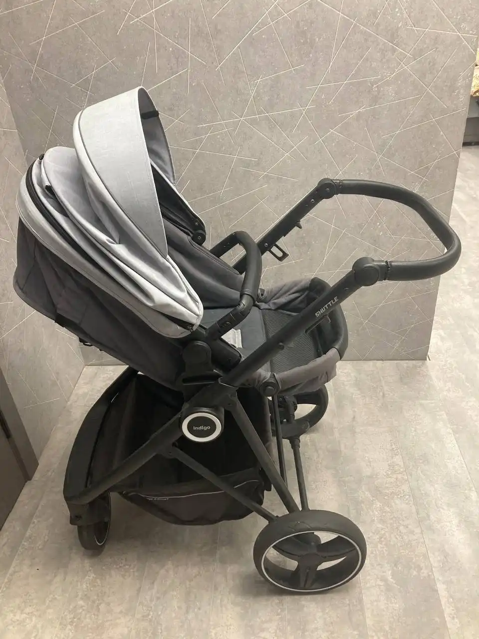 Продам коляску зима-лето