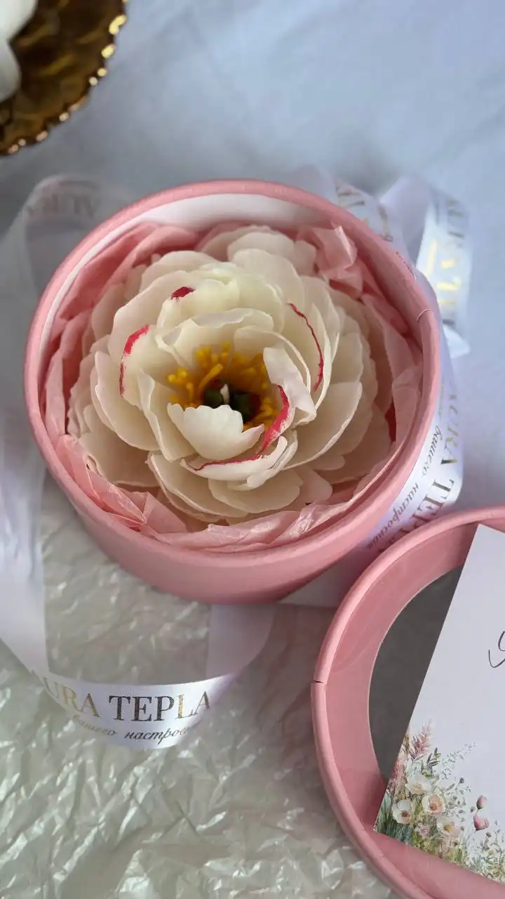 Свеча в подарочной упаковке - Барахолка в Оренбург