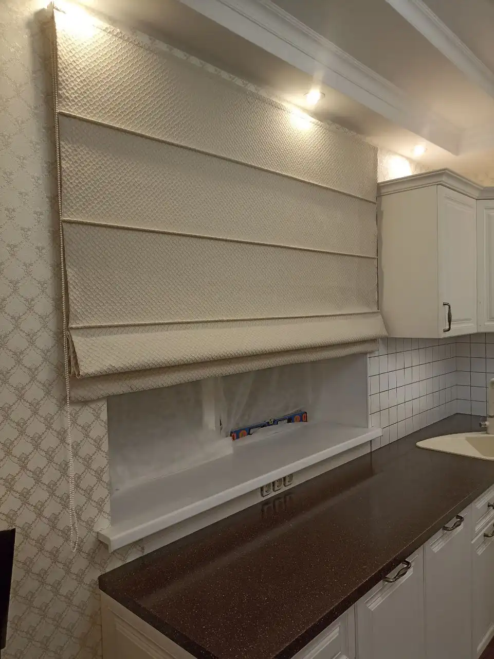 Римские, рулонные, жалюзи, шторы, карнизы - Установка оконных конструкций (Услуги) в Оренбург