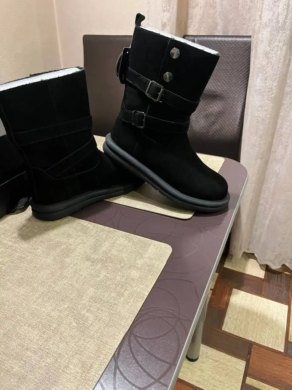 Зимние сапожки новые 38 размер