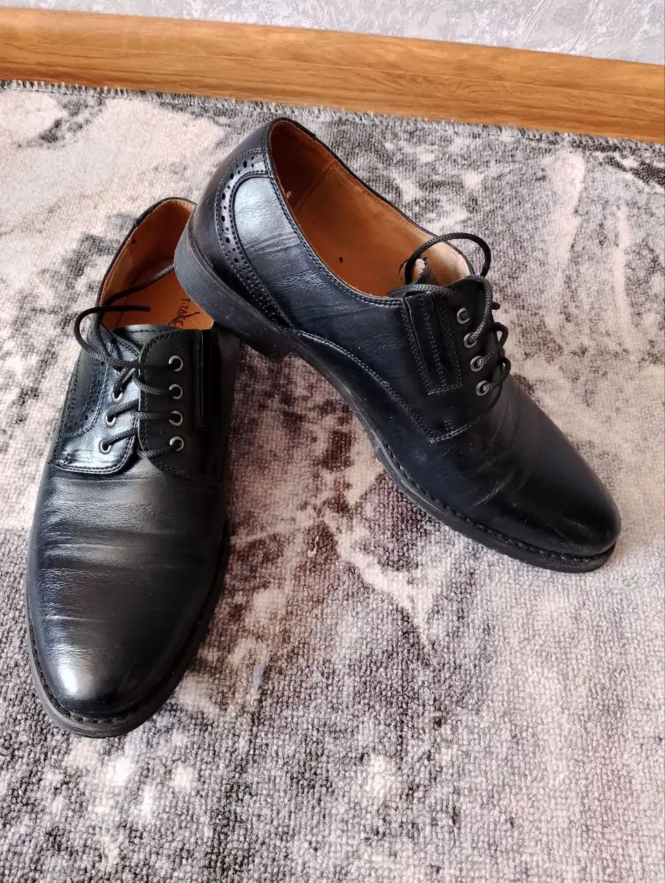 Туфли для мальчика р.35 б/у