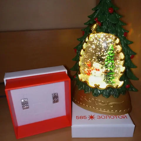 Продам серебряные серьги с фианитами - Барахолка в Ангарск