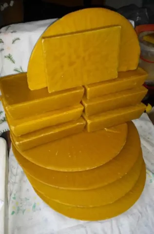 Продажа натурального пчелиного воска - Барахолка в Ангарск