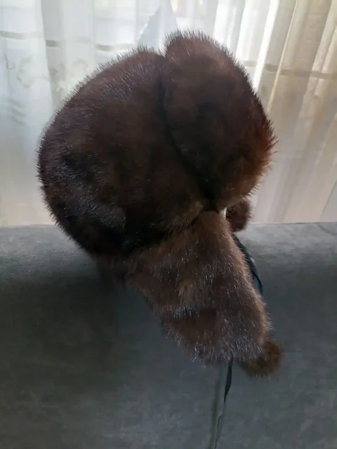 Продажа норковой шапки-ушанки детской - частное объявление в Ангарск