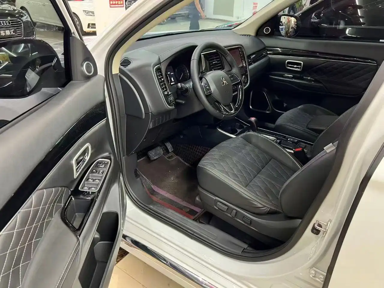 Mitsubishi Outlander 2021 2.0L 2WD Enjoy Edition